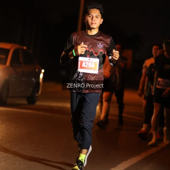 Runner Photo 4930549
