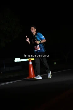 Runner Photo 4930614