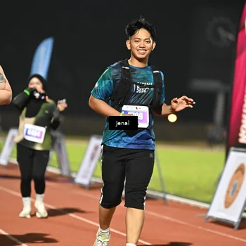 Runner Photo 4930625