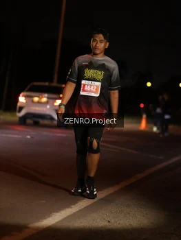 Runner Photo 4930659