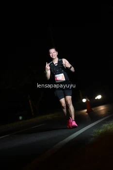 Runner Photo 4930674