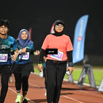 Runner Photo 4930676