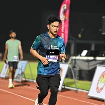 Runner Photo 4930704