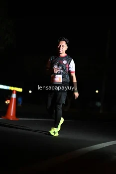 Runner Photo 4930737
