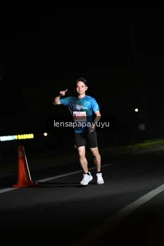 Runner Photo 4930874