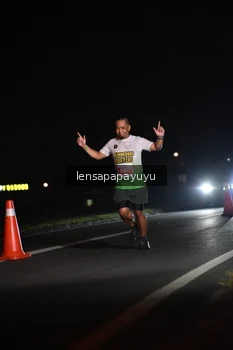 Runner Photo 4930917