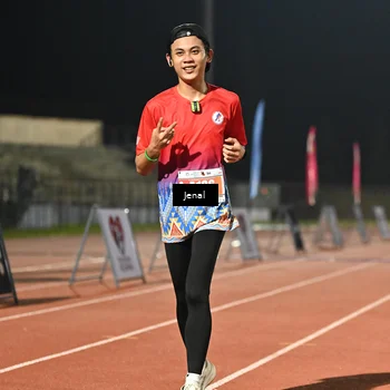 Runner Photo 4930942