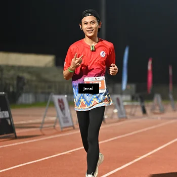Runner Photo 4930943