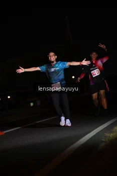 Runner Photo 4930973