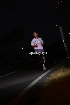Runner Photo 4931376