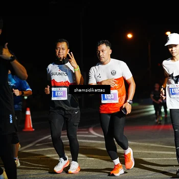 Runner Photo 4931456