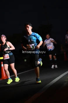 Runner Photo 4931473