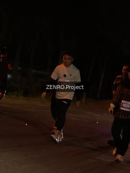 Runner Photo 4931573