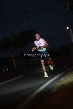 Runner Photo 4931581