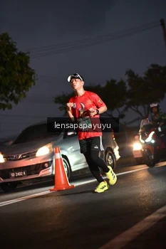 Runner Photo 4931796
