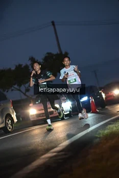 Runner Photo 4931846