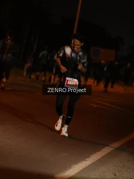 Runner Photo 4931936
