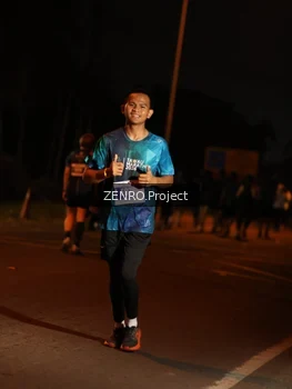 Runner Photo 4932003