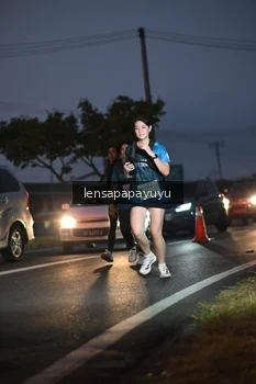 Runner Photo 4932008