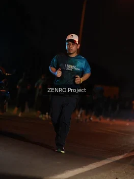 Runner Photo 4932010