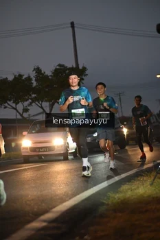 Runner Photo 4932028