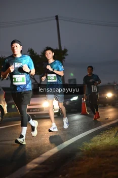 Runner Photo 4932033