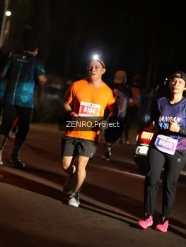 Runner Photo 4932073