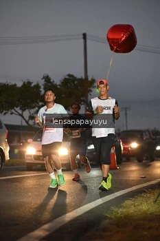 Runner Photo 4932119