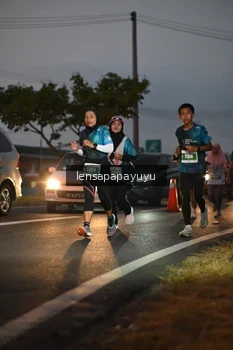 Runner Photo 4932212