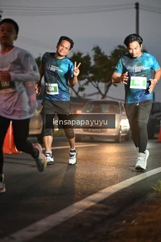 Runner Photo 4932261