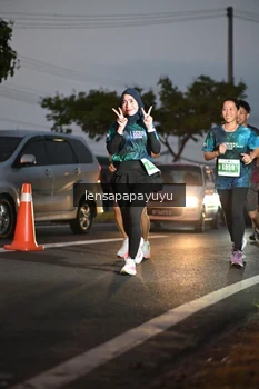 Runner Photo 4932274