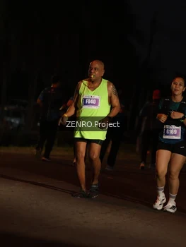Runner Photo 4932279