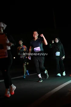 Runner Photo 4932333