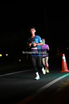 Runner Photo 4932343