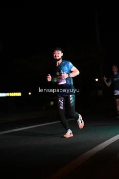 Runner Photo 4932358