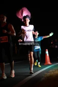 Runner Photo 4932406
