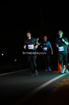 Runner Photo 4932418