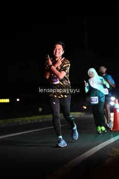 Runner Photo 4932473