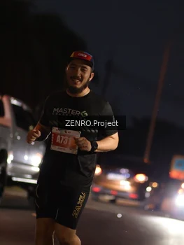 Runner Photo 4932485