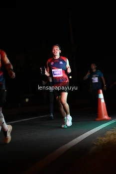 Runner Photo 4932515