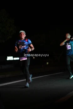 Runner Photo 4932521