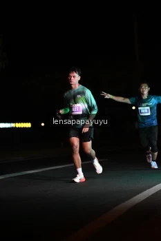 Runner Photo 4932529