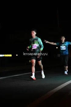 Runner Photo 4932531