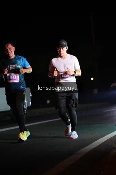 Runner Photo 4932567