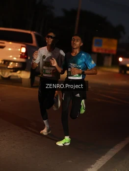 Runner Photo 4932618