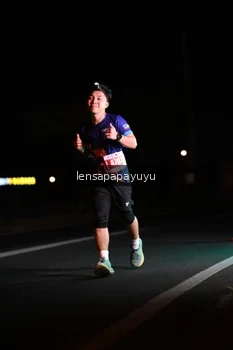 Runner Photo 4932619