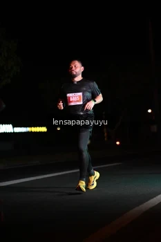 Runner Photo 4932646