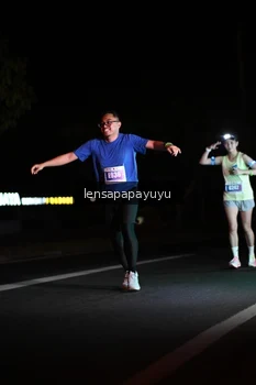 Runner Photo 4932653