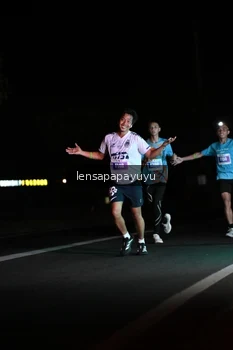 Runner Photo 4932665