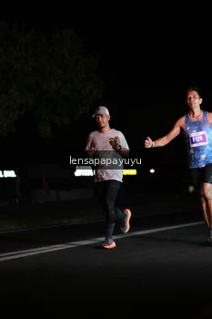 Runner Photo 4932688